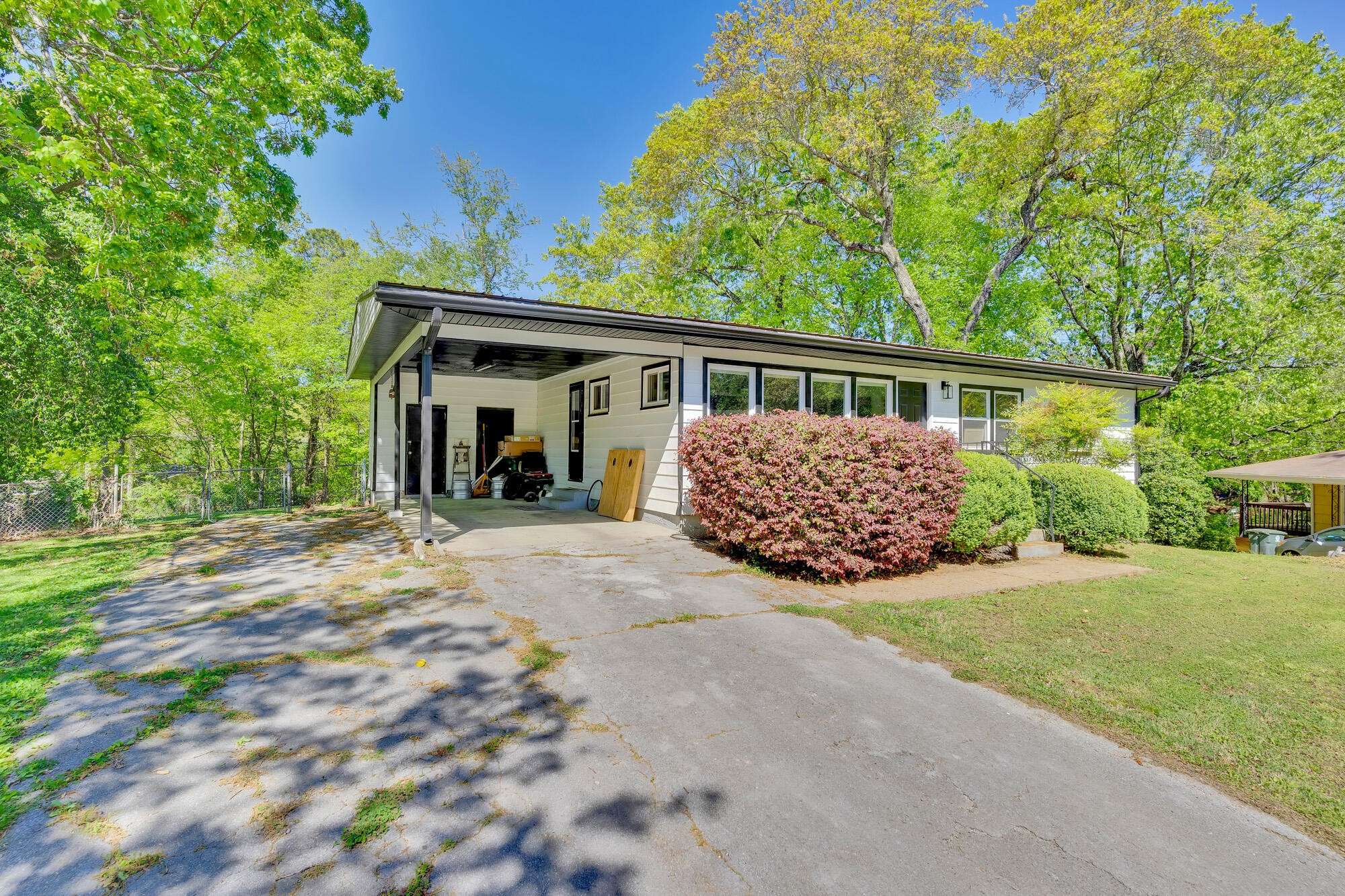 Chattanooga, TN 37415,3908 Forest Highland Circle