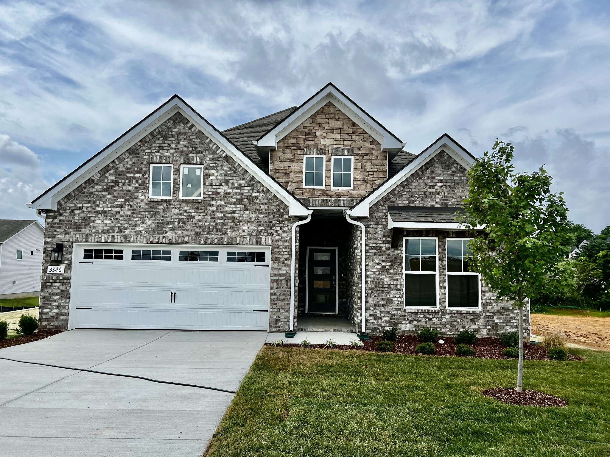 3346 Parmenter St, Columbia, TN 38401