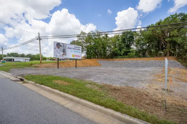 Smithville, TN 37166,0 E Broad St