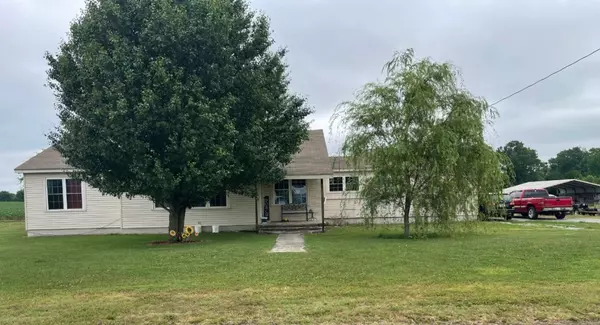 Huntland, TN 37345,2036 Elora Rd