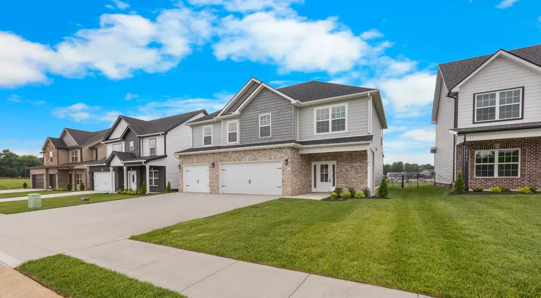 2582 Rafiki Dr, Clarksville, TN 37042