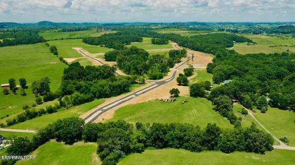 Greenback, TN 37742,575816 Caswell Drive