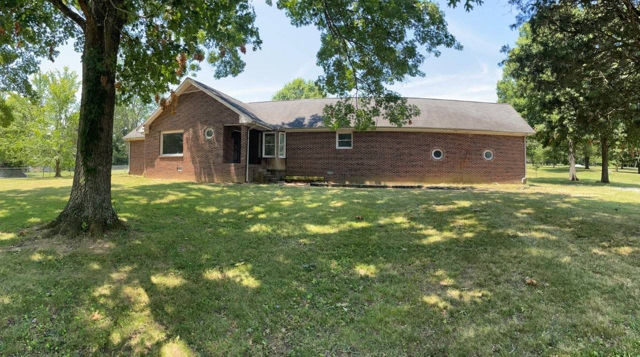 1006 Corinth Rd, Mount Juliet, TN 37122