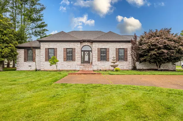 Portland, TN 37148,1347 Highway 52 #E