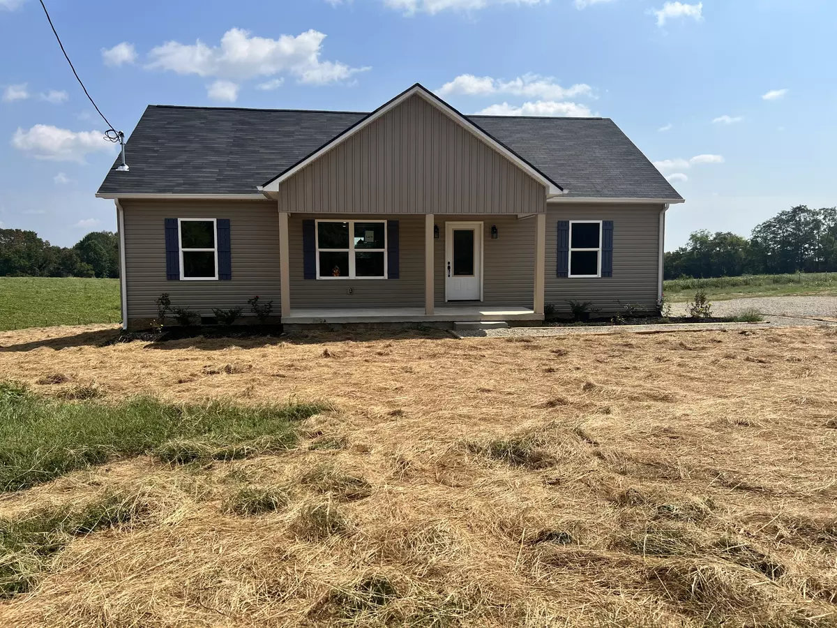 Pulaski, TN 38478,5716 Little Dry Creek Rd