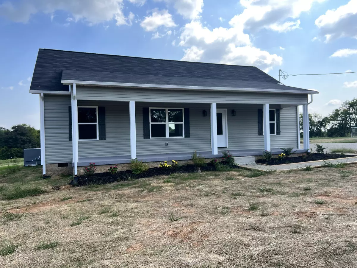 Pulaski, TN 38478,5712 Little Dry Creek Rd