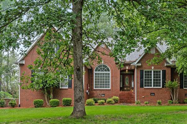 650 Beckridge Rd, Mcminnville, TN 37110
