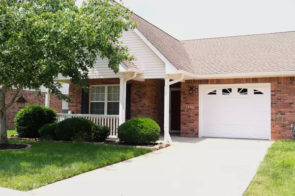 1321 Crofton Park Dr, Columbia, TN 38401