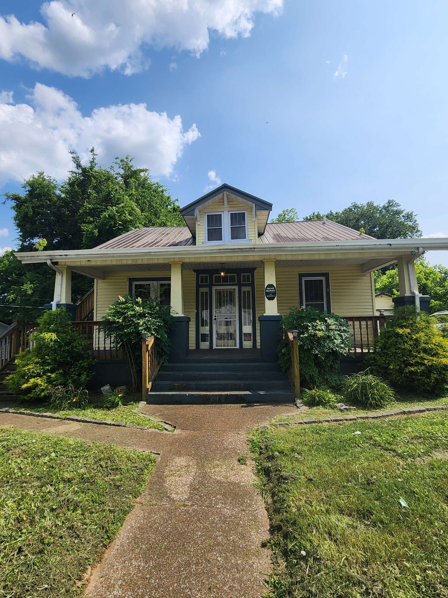 431 Crockett St, Lawrenceburg, TN 38464