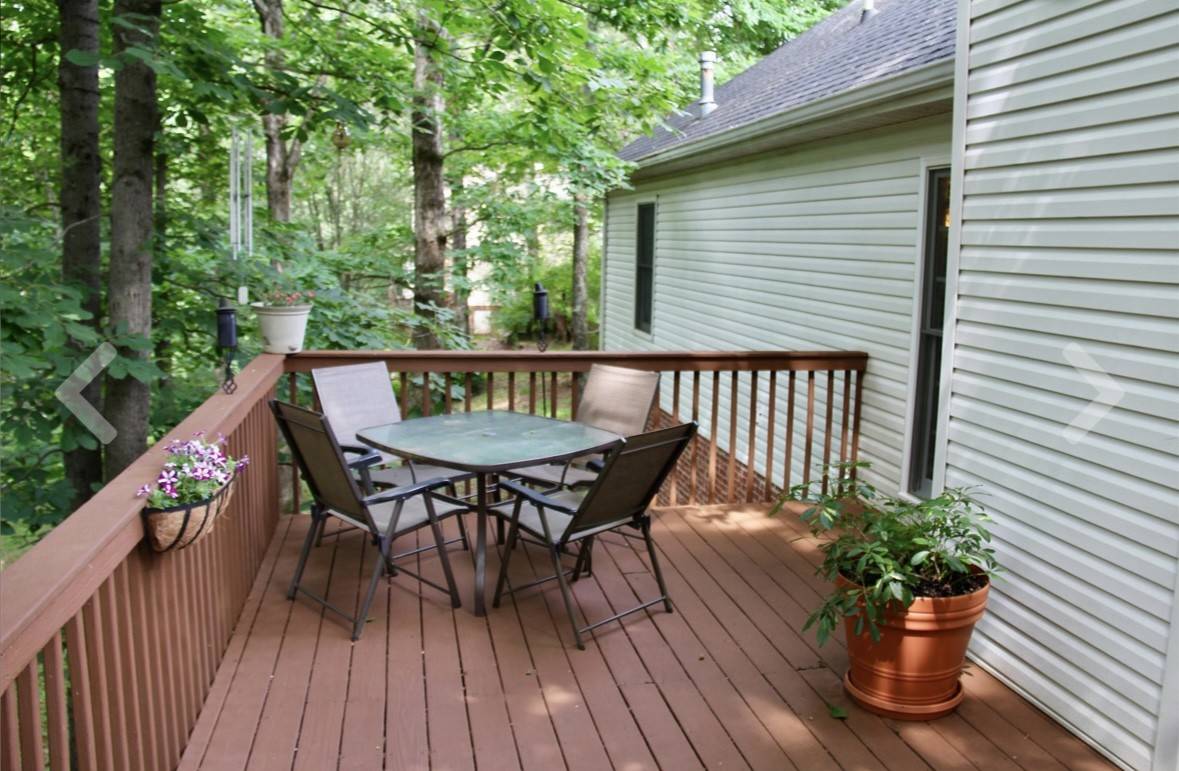 Pegram, TN 37143,677 Lone Oak Dr