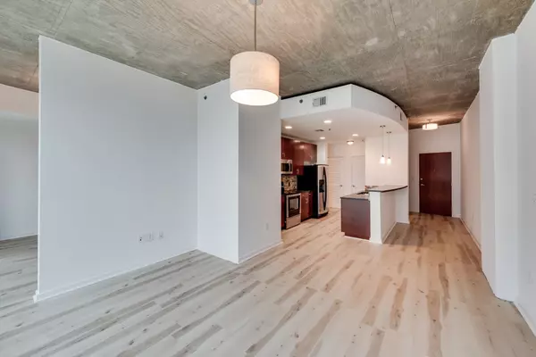 Nashville, TN 37201,301 Demonbreun St #906