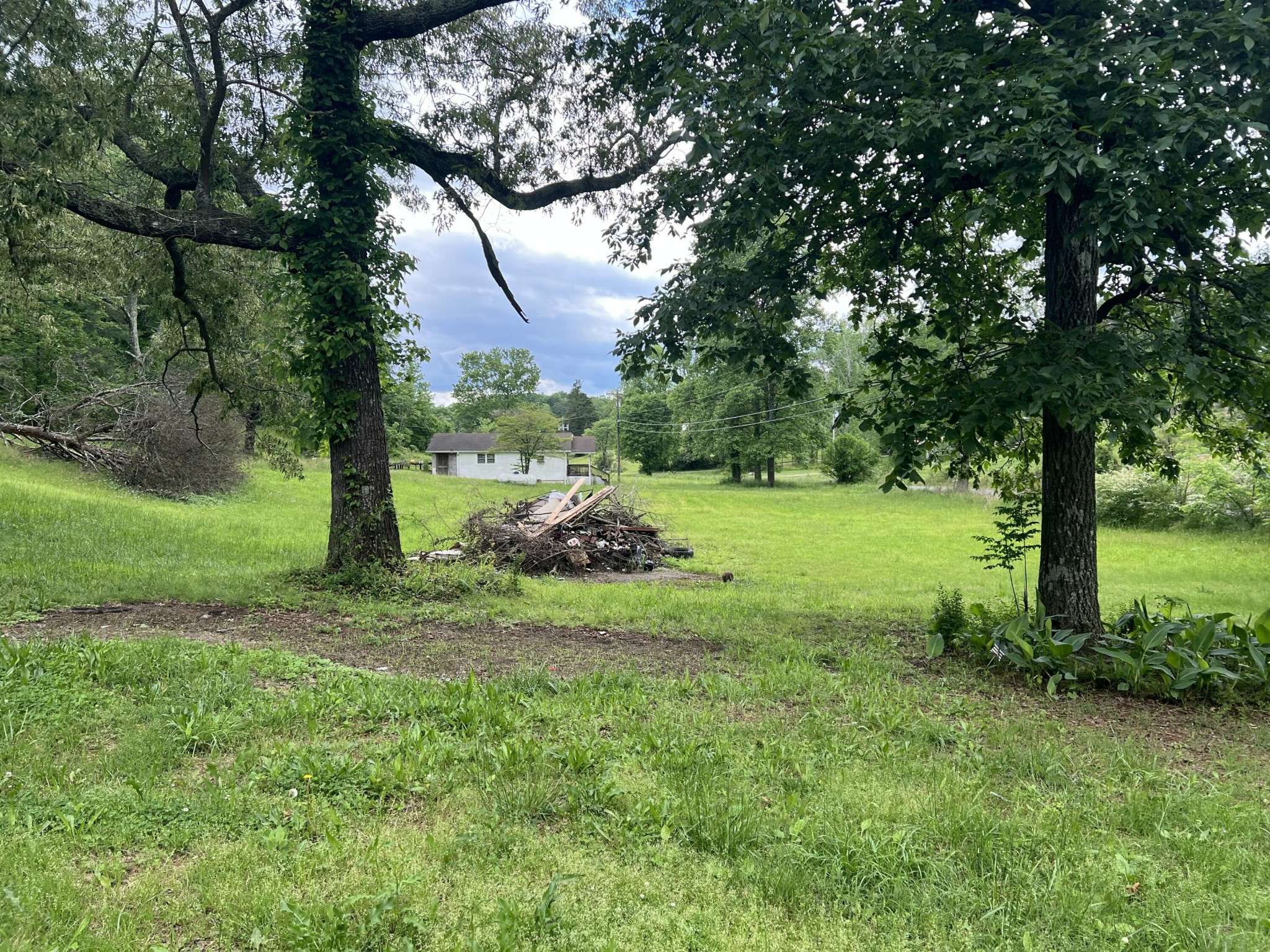 South Pittsburg, TN 37380,143 Short Hollow Road