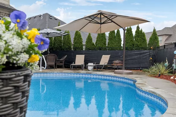 217 Valley Bend Dr, Nashville, TN 37214