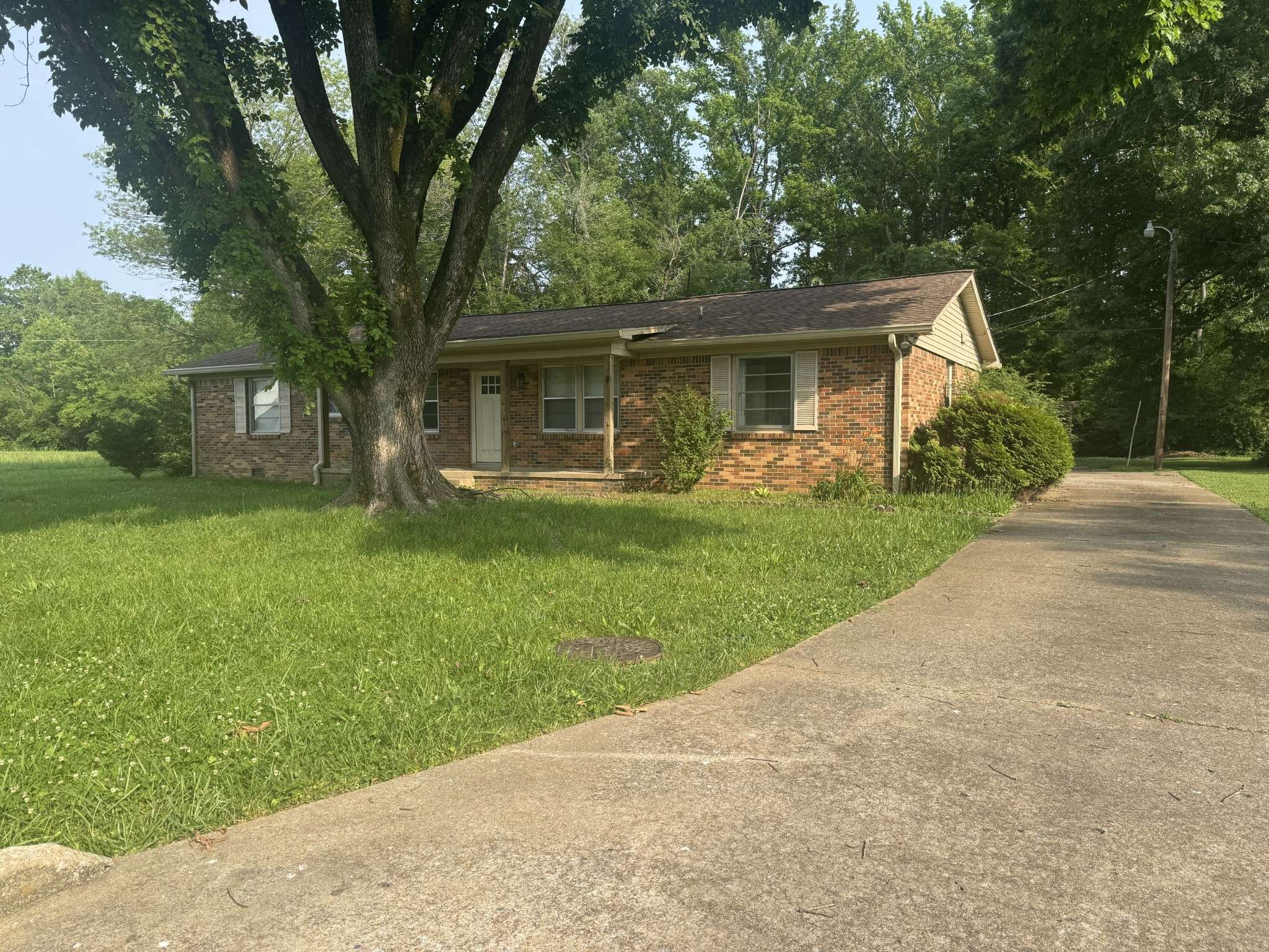 117 Sunset Dr, Waverly, TN 37185