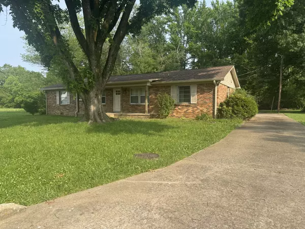 117 Sunset Dr, Waverly, TN 37185
