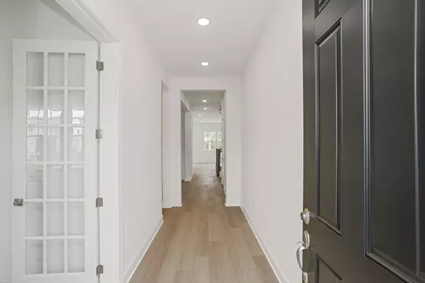 Murfreesboro, TN 37128,1726 Allwood Avenue