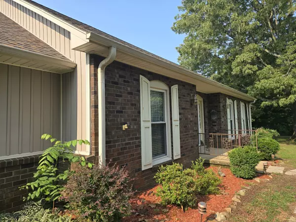 Lexington, TN 38351,55 Hillcrest Dr