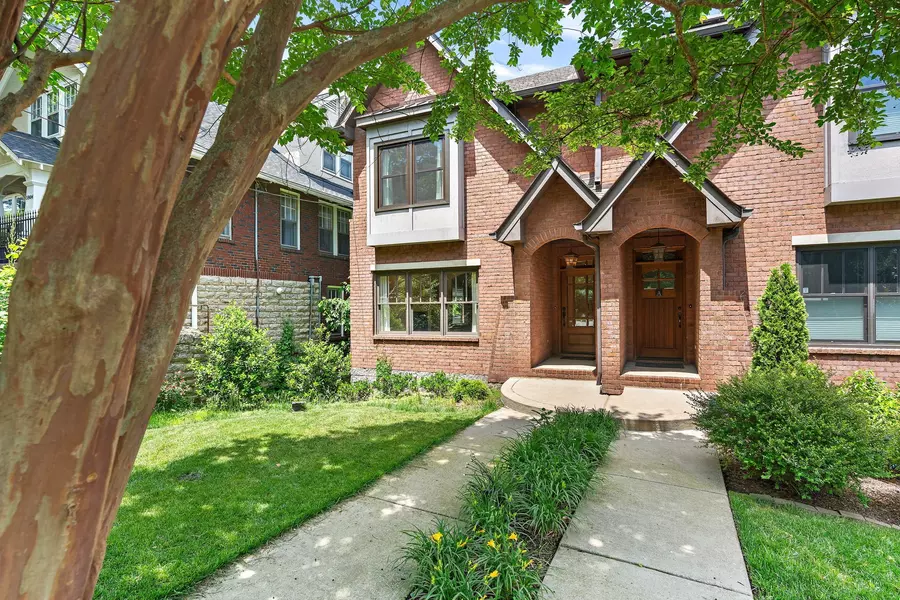 1802B Ashwood Ave, Nashville, TN 37212