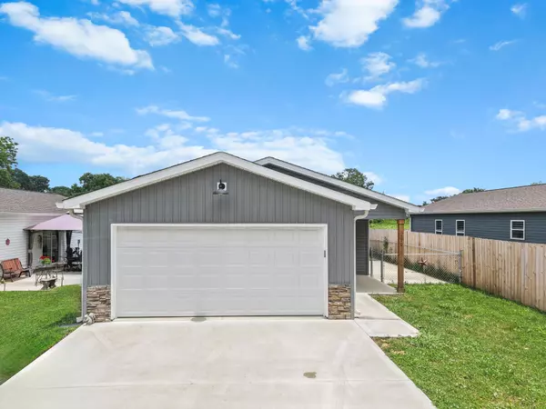 Pikeville, TN 37367,110 Cleveland Avenue