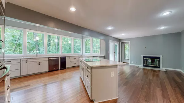 103 Southwinds Dr, Hermitage, TN 37076