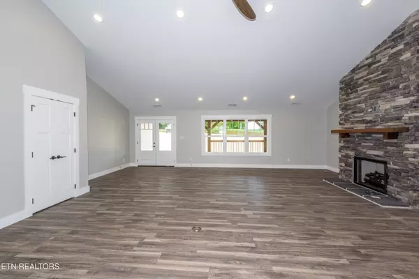 Maryville, TN 37801,6229 Bingham Lane