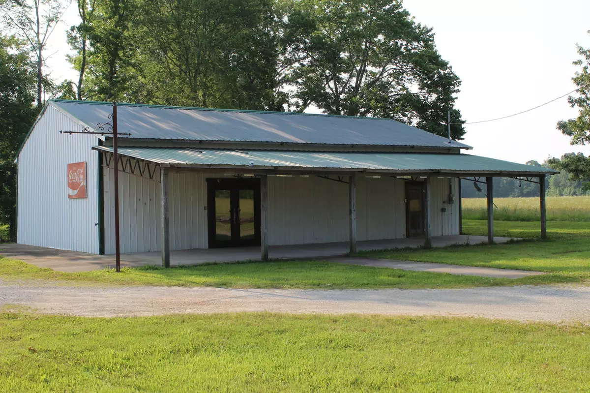 Ethridge, TN 38456,102 Campbellsville Pike