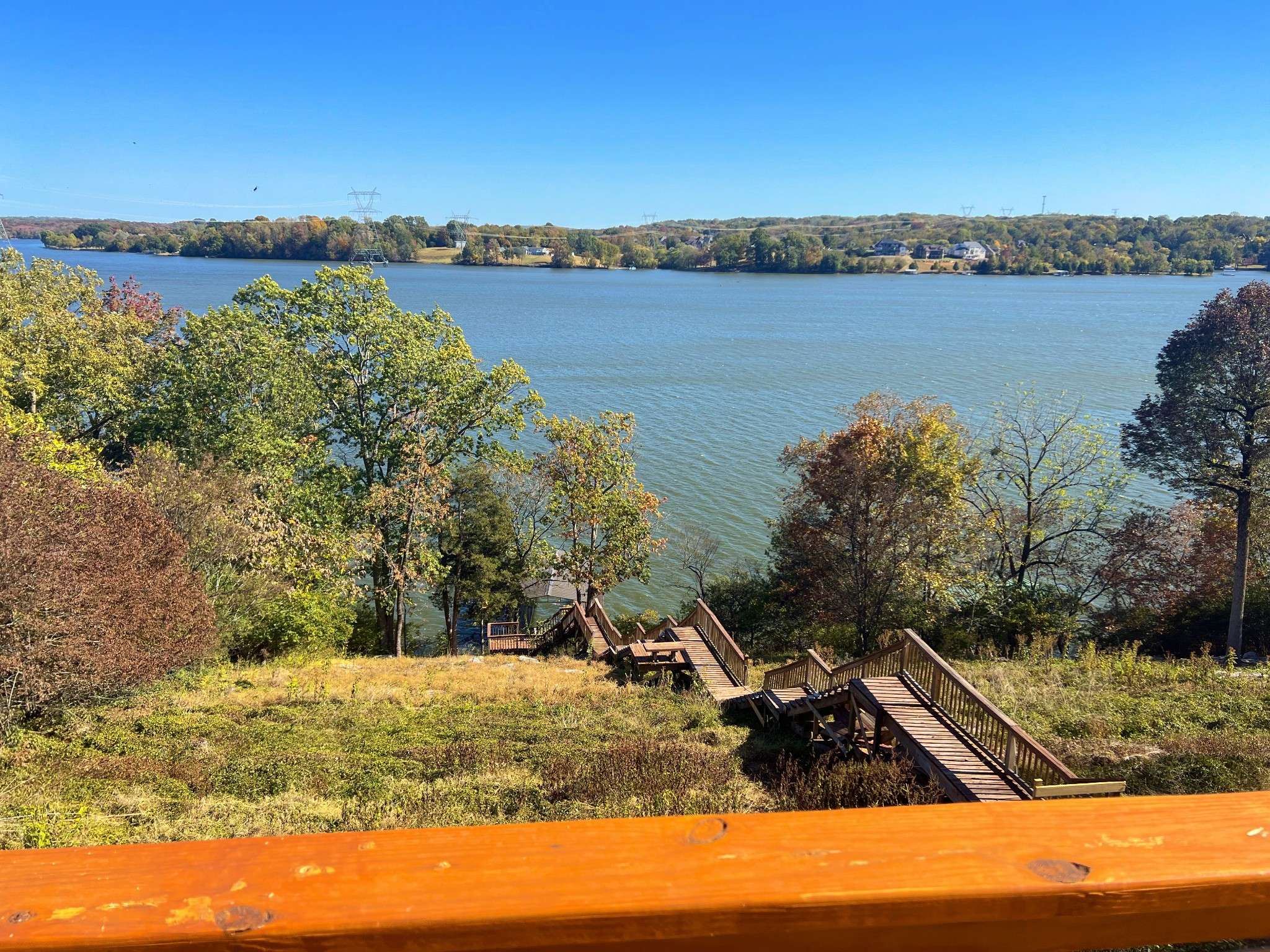 1068 Hickory Harbor Dr, Gallatin, TN 37066