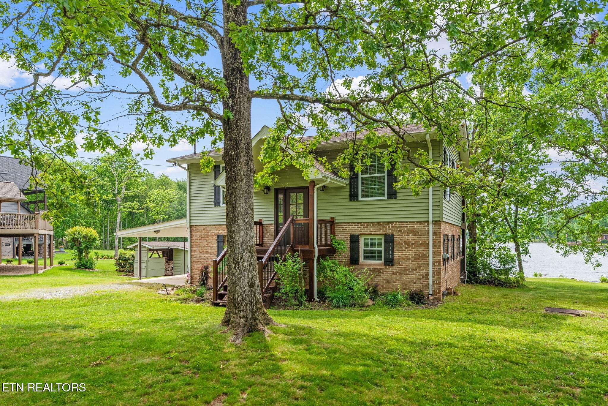 Crossville, TN 38572,8559 Cherokee Tr