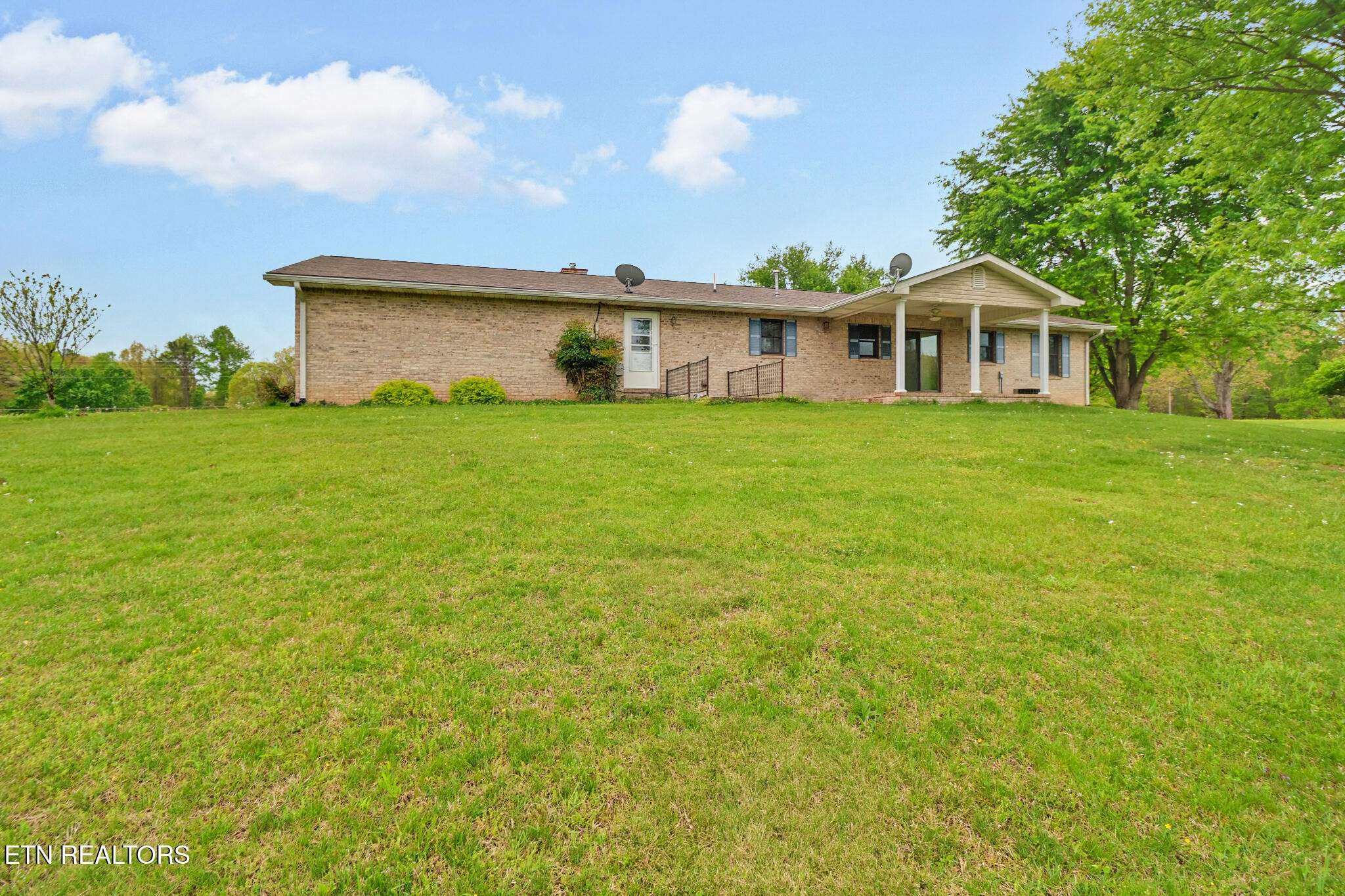 Jamestown, TN 38556,1396 N York Hwy 1396