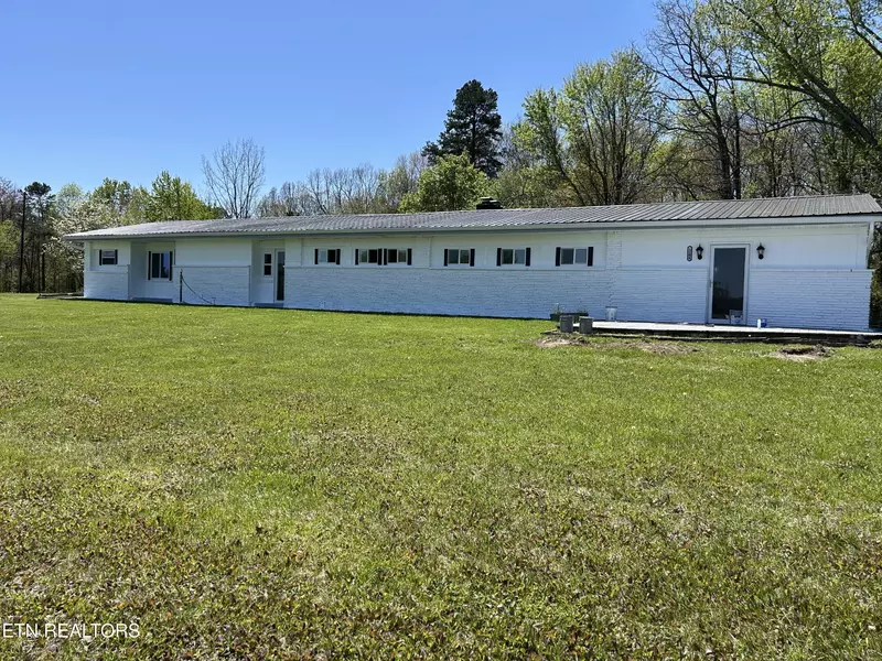 1104 Allardt Hwy, Jamestown, TN 38556