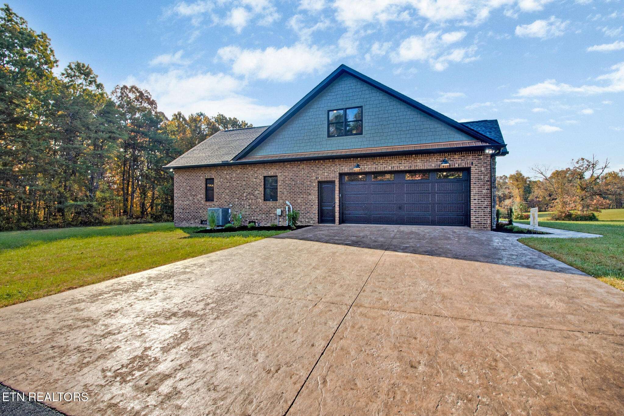 Jamestown, TN 38556,114 Hutchinson Drive