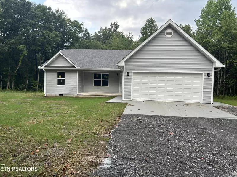 1561 Bicknell Rd, Clarkrange, TN 38553