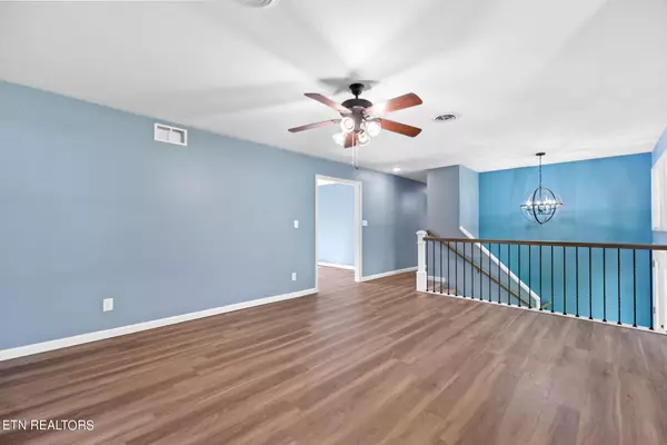 Clinton, TN 37716,1221 Laurel Rd