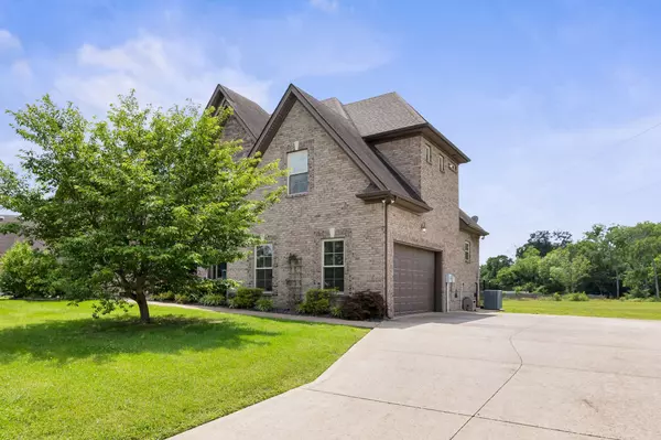 Murfreesboro, TN 37128,2122 Slater Dr