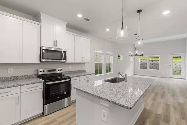 Gallatin, TN 37066,204 Douglas Bend Rd #1506