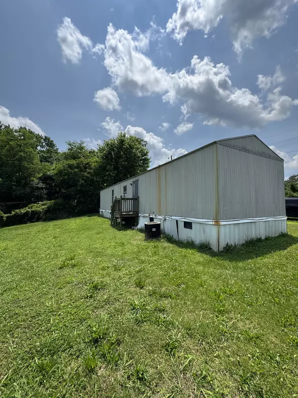 Clarksville, TN 37043,4565 Old Ashland City Rd #S