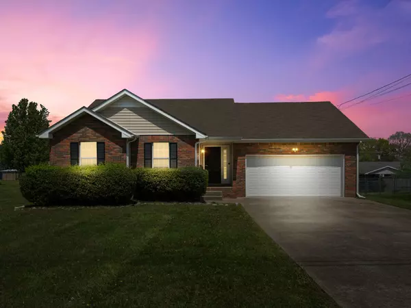 Clarksville, TN 37042,239 Moncrest Dr