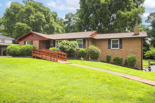 Nashville, TN 37217,712 Robert Burns Dr