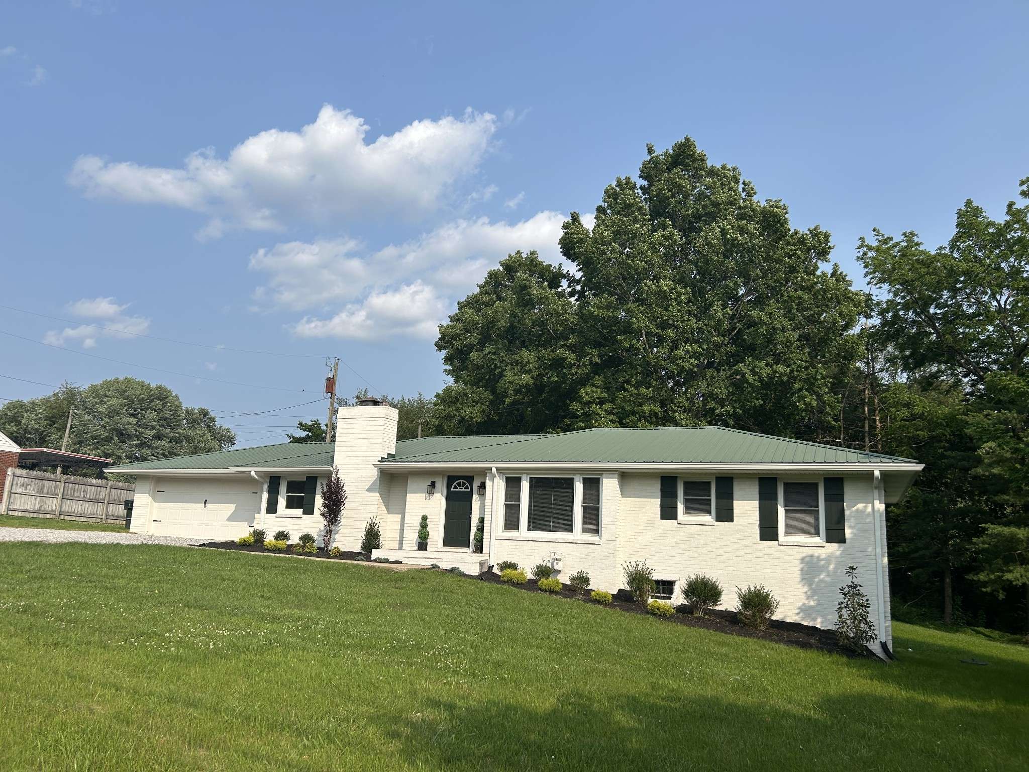 1514 5th Ave #W, Springfield, TN 37172