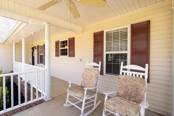 Lafayette, TN 37083,55 Bluebird Ln