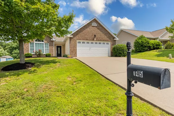 145 Granda Flora Dr, White House, TN 37188