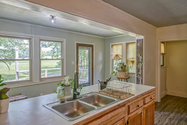 Monterey, TN 38574,260 Fate Ivy Rd