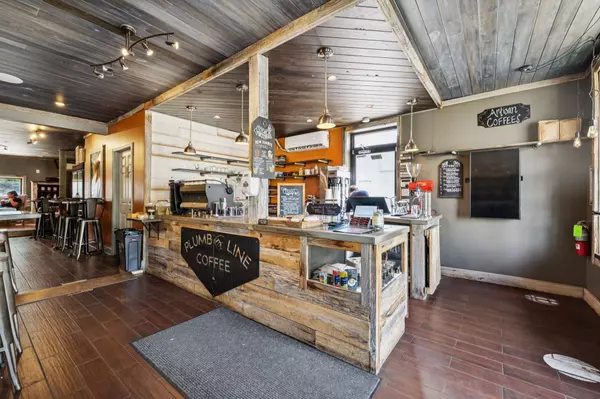 124 University Ave, Clarksville, TN 37040
