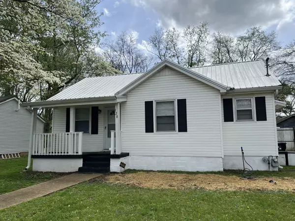 128 Sunset Ln, Columbia, TN 38401