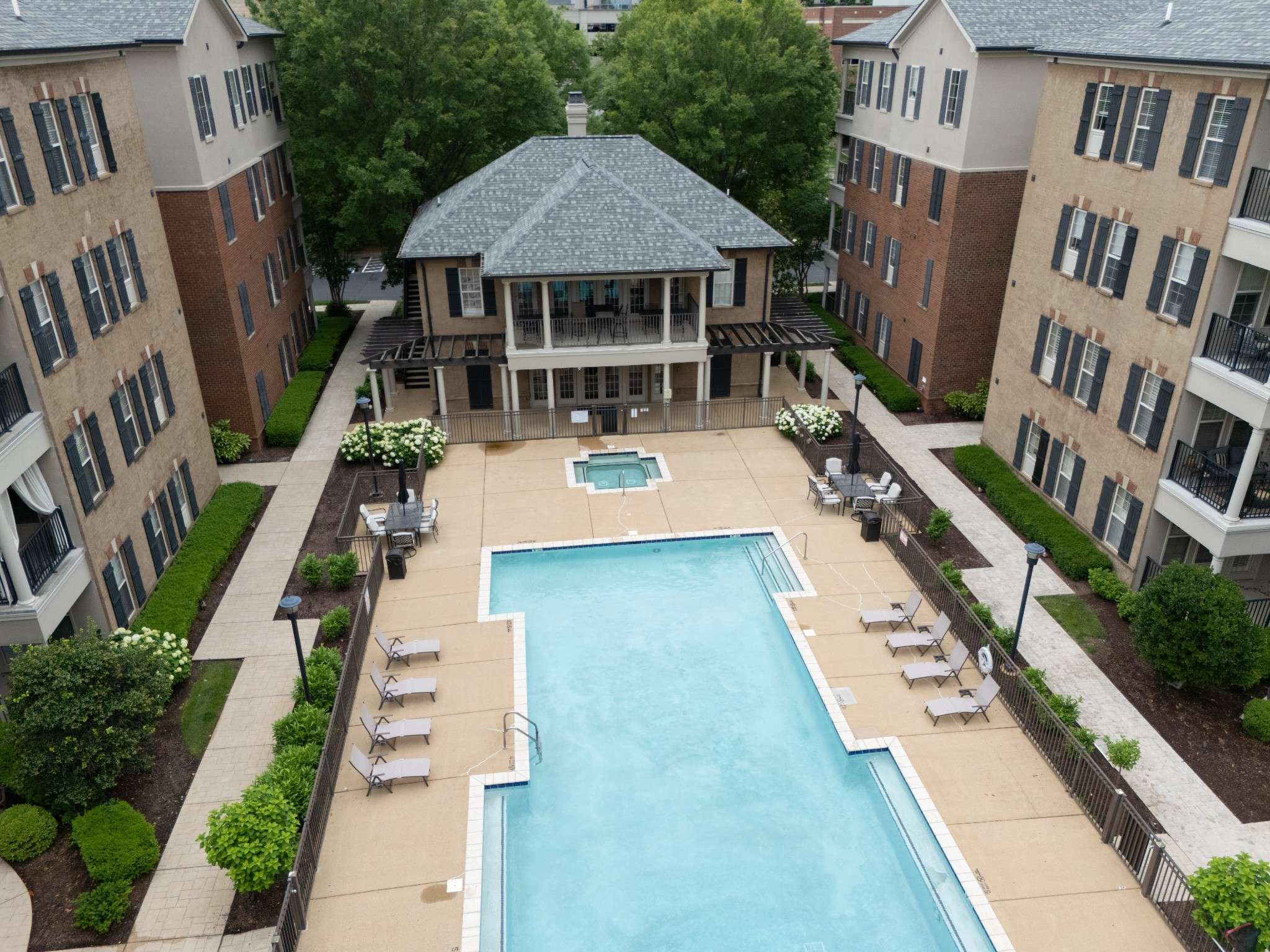 Brentwood, TN 37027,307 Seven Springs Way #304
