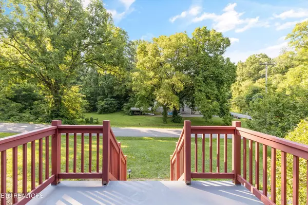 Knoxville, TN 37920,129 Royal Heights Drive