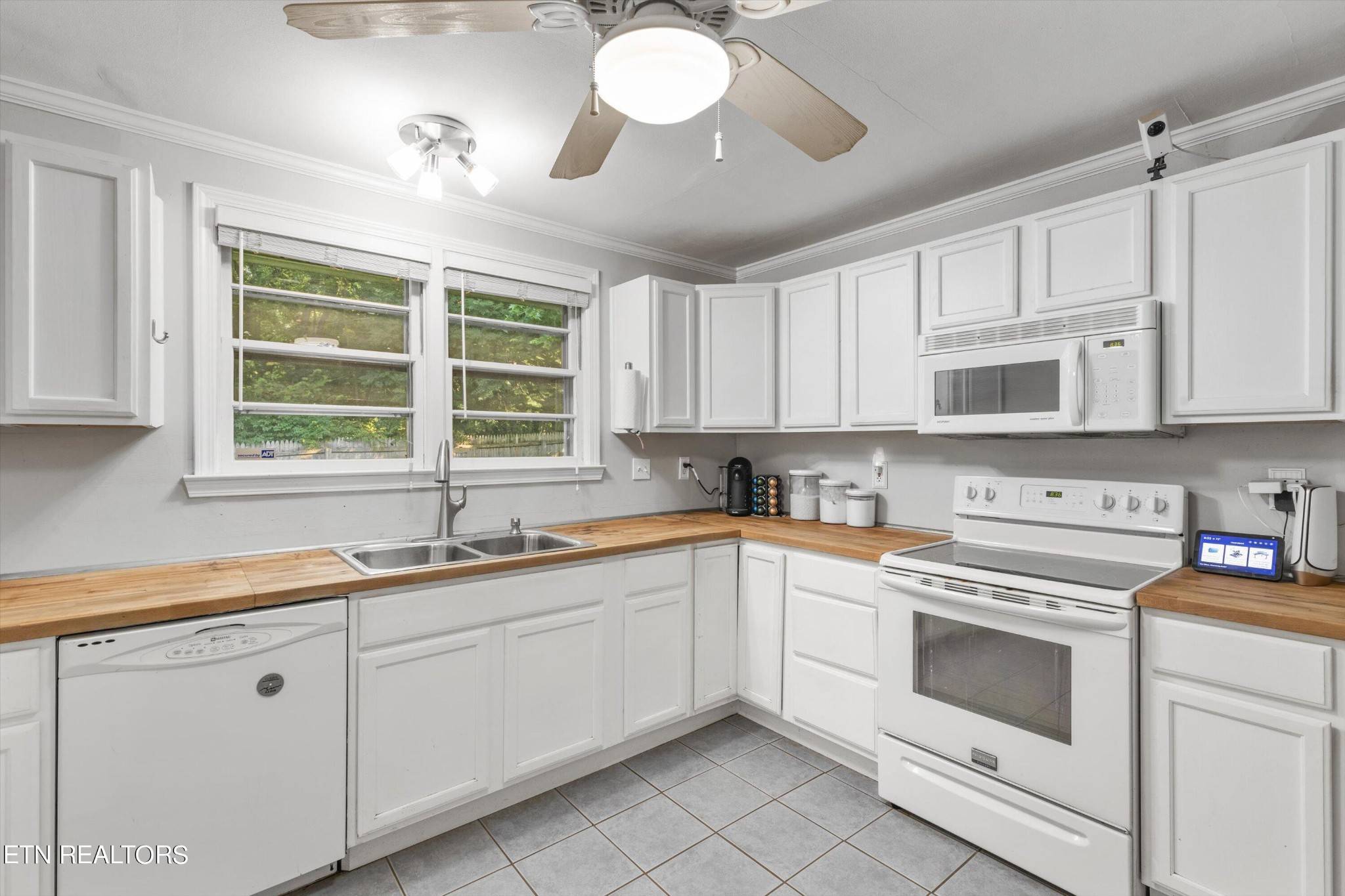 Knoxville, TN 37920,129 Royal Heights Drive