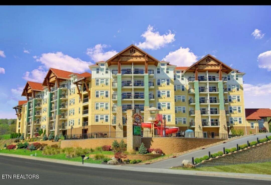 3415 Teaster Lane #401, Pigeon Forge, TN 37863