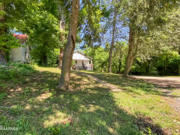 Lenoir City, TN 37772,883 Foute Town Rd