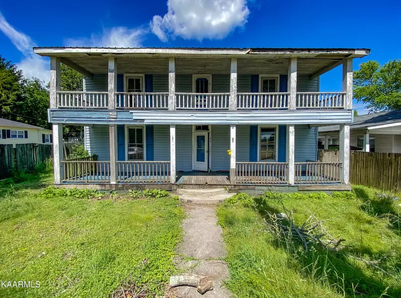 404 W Rockwood St, Rockwood, TN 37854